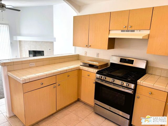 9700 Santa Cruz Road, Desert Hot Springs CA: https://media.crmls.org/mediaz/9d7df4b8-7156-4db3-b4fd-8ce76fa115db.jpg