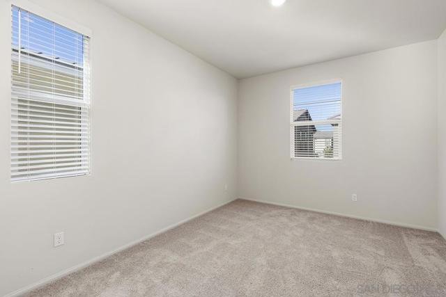 Image 30 of 40 For 40486 Melrose Dr