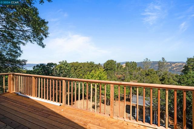 7837 Evergreen Dr, Kelseyville, California 95451, 4 Bedrooms Bedrooms, ,2 BathroomsBathrooms,Single Family Residence,For Sale,Evergreen Dr,41072581