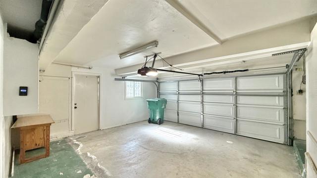 Detail Gallery Image 28 of 74 For 6611 Avenida De Las Pescas, La Jolla,  CA 92037 - 4 Beds | 3 Baths