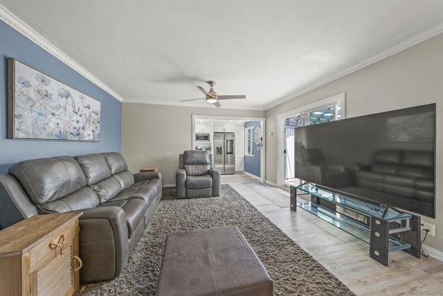 657 Fig St, Chula Vista CA: https://media.crmls.org/mediaz/9d807f58-4ba4-4830-acbe-ee0220e0c104.jpg