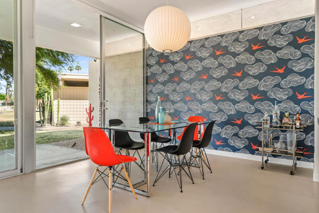 260 Desert Lakes Drive, Palm Springs, CA 92264