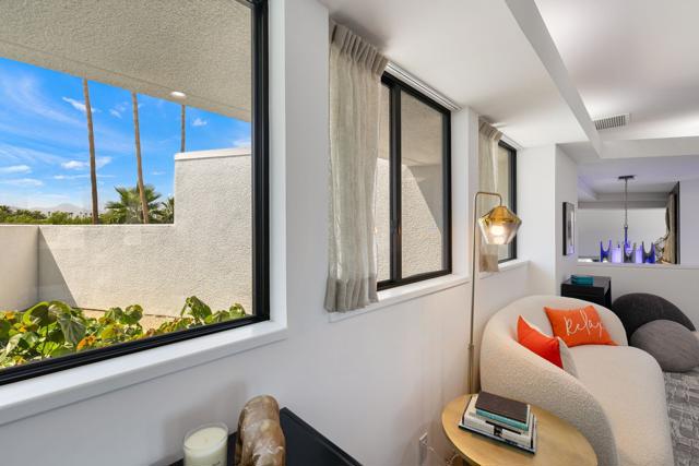 21 Clancy Lane Estates, Rancho Mirage CA: https://media.crmls.org/mediaz/9d81f9fa-1d61-41f7-a370-14ddd2907489.jpg