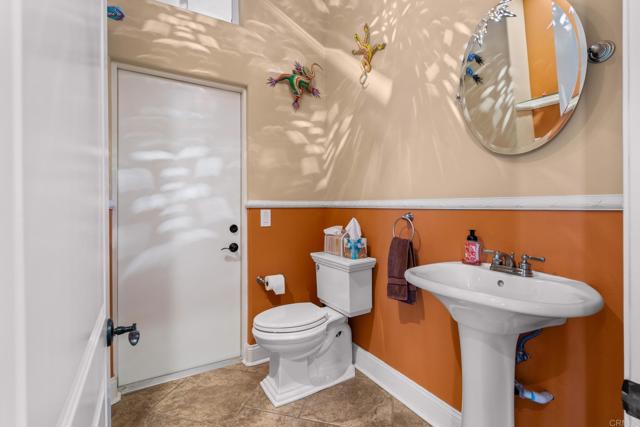 2772 Firebrand Drive, Alpine CA: https://media.crmls.org/mediaz/9d8274d6-93e1-48bc-9d22-88ac366d25f6.jpg