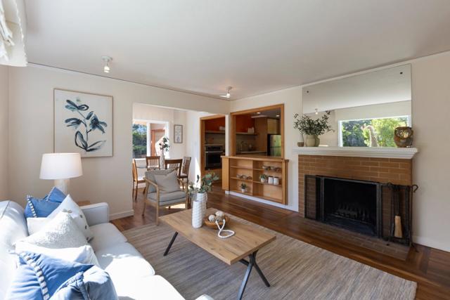 620 Olive Street, Menlo Park CA: https://media.crmls.org/mediaz/9d82b3f5-a41b-4b1a-8d66-512943176552.jpg