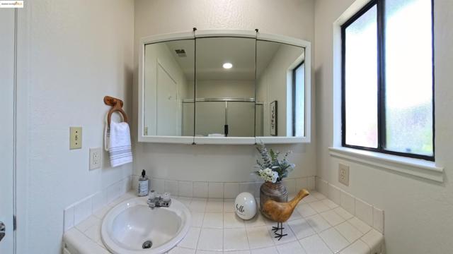 1789 Paseo Laguna Seco, Livermore CA: https://media.crmls.org/mediaz/9d82f1cf-5a79-4903-ae20-0c671ffe4b4d.jpg