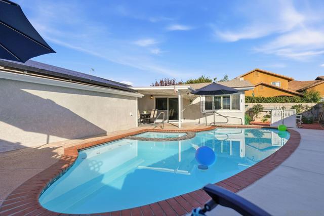 1434 Manchester St, National City CA: https://media.crmls.org/mediaz/9d83606f-9540-4889-a772-035555ab7f35.jpg