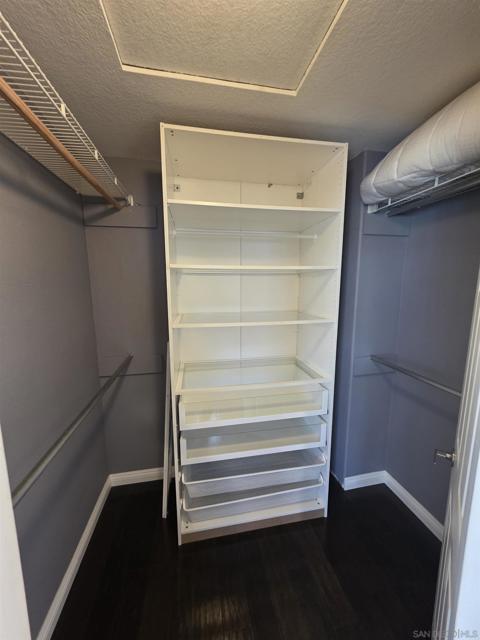 7444 Mason Heights Lane, San Diego CA: https://media.crmls.org/mediaz/9d837a70-e4c8-41f4-a497-04533077f861.jpg