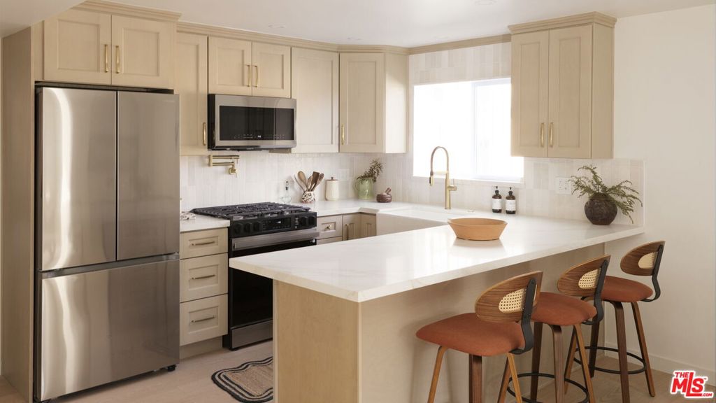 3030 Valle Vista Drive #27