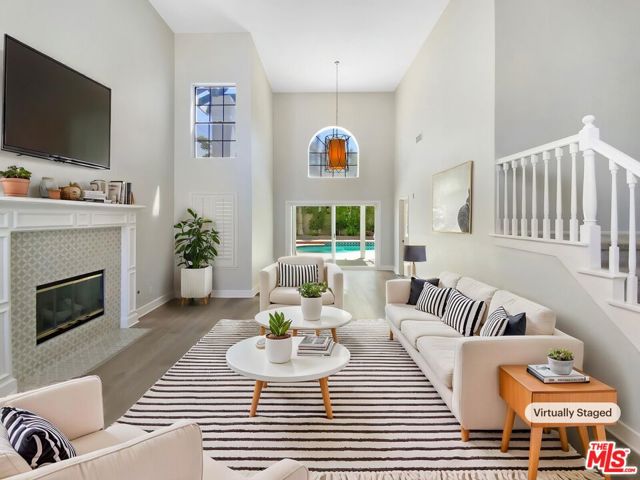 5996 Birdie Drive, La Verne CA: https://media.crmls.org/mediaz/9d86f335-157a-4751-b1bf-a77b1d4b0834.jpg