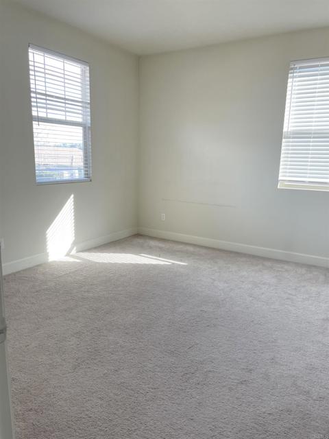 Detail Gallery Image 21 of 30 For 441 Adobe Estates Dr, Vista,  CA 92083 - 6 Beds | 3/1 Baths