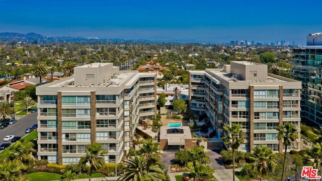 515 Ocean Avenue, 307S photo 2