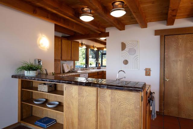 199 Upper Walden Road, Carmel CA: https://media.crmls.org/mediaz/9d895e09-ecb6-4816-88c6-3782fa896835.jpg