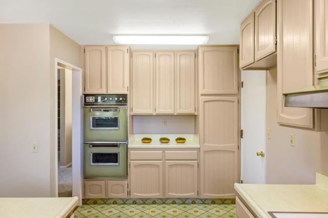 25 Los Encinos Drive, Del Rey Oaks CA: https://media.crmls.org/mediaz/9d8979f4-0a60-4454-bd60-cdb6308edad2.jpg