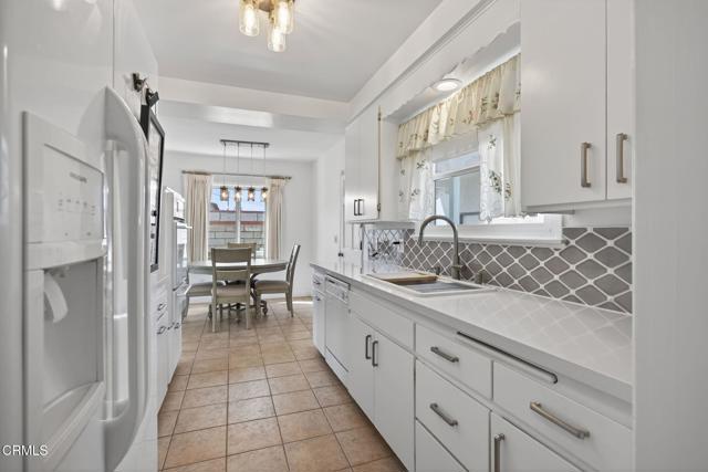 Detail Gallery Image 2 of 44 For 4716 S B St, Oxnard,  CA 93033 - 3 Beds | 1/1 Baths