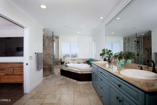 Detail Gallery Image 11 of 28 For 2180 Vista Del Mar Dr, Ventura,  CA 93001 - 3 Beds | 3/1 Baths