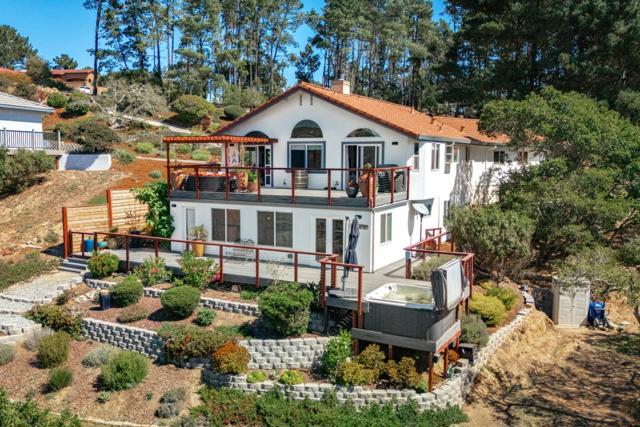 18530 Berta Ridge Place, Salinas CA: https://media.crmls.org/mediaz/9d8c5d34-ebef-4e70-ab68-d403f9ad9ba9.jpg