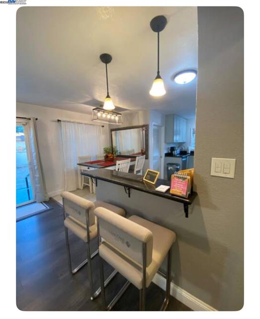 1112 Adason Dr, San Leandro CA: https://media.crmls.org/mediaz/9d8cf557-d13d-4d9e-990d-38e61a8de711.jpg