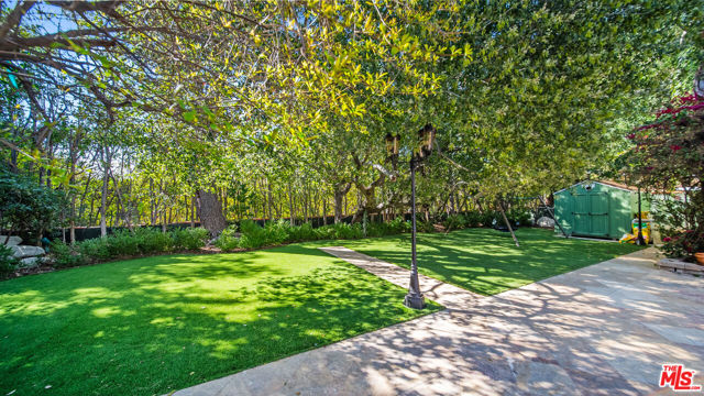 10801 Bothwell Road, Chatsworth CA: https://media.crmls.org/mediaz/9d8d1b44-4509-4490-b6fd-2853a3a52374.jpg