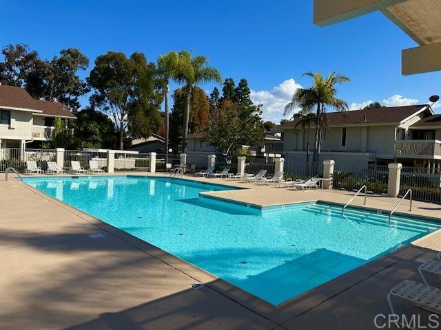 Detail Gallery Image 3 of 18 For 3947 Camino Lindo, San Diego,  CA 92122 - 3 Beds | 2/1 Baths