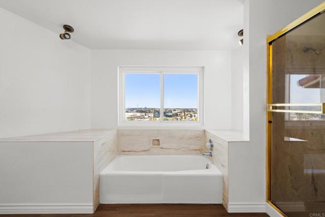 Detail Gallery Image 33 of 46 For 1295 Buenos Ave, San Diego,  CA 92110 - 3 Beds | 2/1 Baths