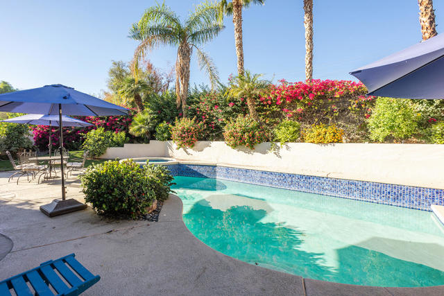 78970 Del Monte Court, La Quinta CA: https://media.crmls.org/mediaz/9d8f61c2-b8f2-4068-8ef2-43df9f8536a4.jpg