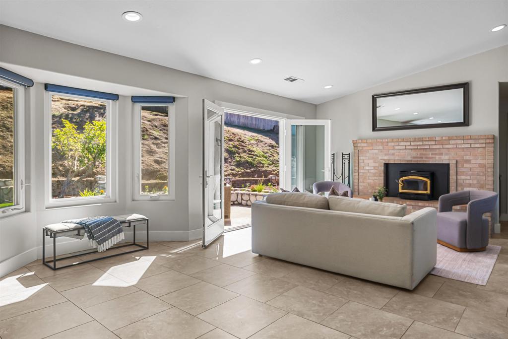 MLS #250043071SD image #7