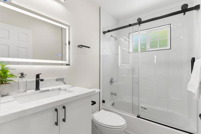 37807 Lobelia Dr, Newark CA: https://media.crmls.org/mediaz/9d9025f3-8254-49c4-b62d-e04e908f14fa.jpg