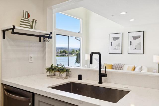 2309 Vista Del Mar, San Mateo CA: https://media.crmls.org/mediaz/9d90340a-87da-44b9-9e61-7f5f3ecd0fed.jpg
