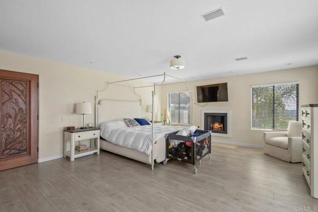 2044 Eula Lane, El Cajon CA: https://media.crmls.org/mediaz/9d9063f5-e59c-4d05-9cb8-3dd23a855f5f.jpg