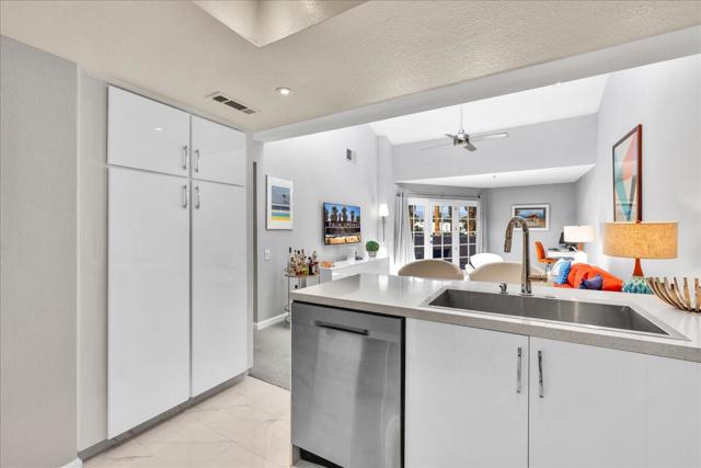 500 E Amado Road, Palm Springs CA: https://media.crmls.org/mediaz/9d911aa1-4a1f-421a-bbde-4e36c02645b3.jpg