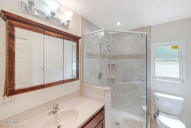 1585 Loma Drive, Ojai CA: https://media.crmls.org/mediaz/9d929be3-37aa-480a-88f9-ad9296585a14.jpg