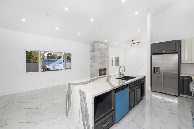 Detail Gallery Image 8 of 38 For 10473 Towns, Lakeside,  CA 92040 - 4 Beds | 2/1 Baths