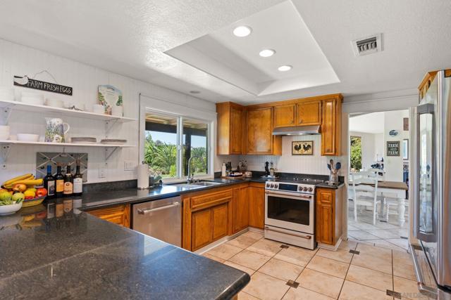 Image 7 of 25 For 7155 Circa De Media