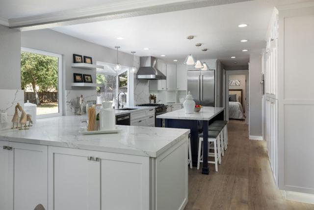 7565 Tierra Sombra Court, San Jose CA: https://media.crmls.org/mediaz/9d952dee-090c-45a6-a17e-d079b5745d24.jpg