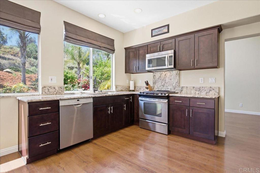 826 Applewilde Drive - photo 12