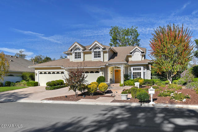 31775 Oak Ranch Court, Westlake Village CA: https://media.crmls.org/mediaz/9d95da97-92f8-47f7-ba23-9a1087d51090.jpg