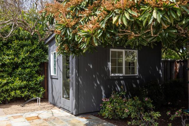 801 Talisman Drive, Palo Alto CA: https://media.crmls.org/mediaz/9d96e551-6242-4106-a554-b646e0254bf4.jpg