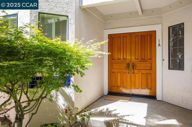 4217 Terra Granada Dr, Walnut Creek CA: https://media.crmls.org/mediaz/9d97fba2-d1c0-45e0-87db-7650726a0e63.jpg