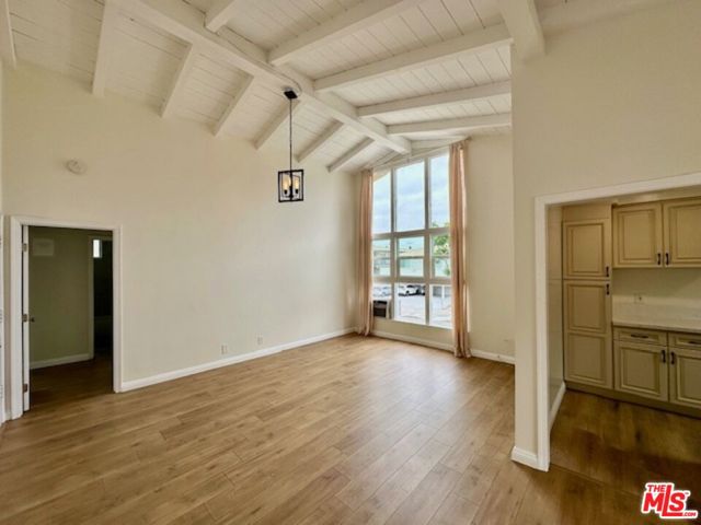 1114 S Sherbourne Drive, Los Angeles CA: https://media.crmls.org/mediaz/9d9891ad-0222-4f29-b2e3-c124d179fa26.jpg