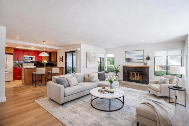 Detail Gallery Image 2 of 9 For 534 via De La Valle, Solana Beach,  CA 92075 - 2 Beds | 2 Baths