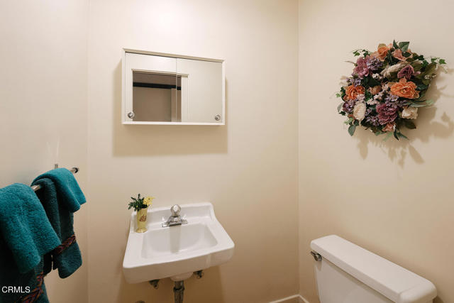 Detail Gallery Image 37 of 74 For 5703 Catherwood Dr, La Canada Flintridge,  CA 91011 - 3 Beds | 2/1 Baths