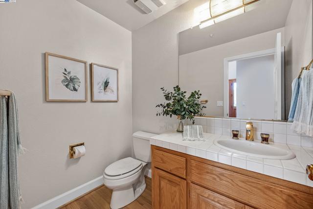 2215 Chardonnay Way, Livermore CA: https://media.crmls.org/mediaz/9d9ae4f1-6d80-41ba-ad3e-db361a9b04be.jpg