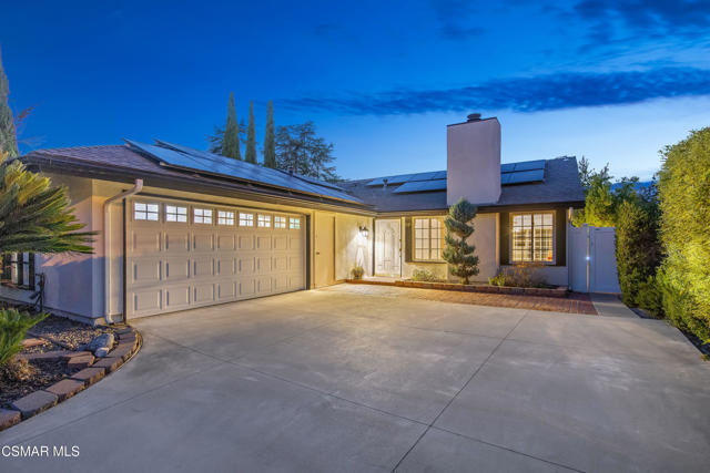591 Shenandoah Street, Thousand Oaks CA: https://media.crmls.org/mediaz/9d9ae87f-c5e5-4307-b667-a2c6741ff537.jpg