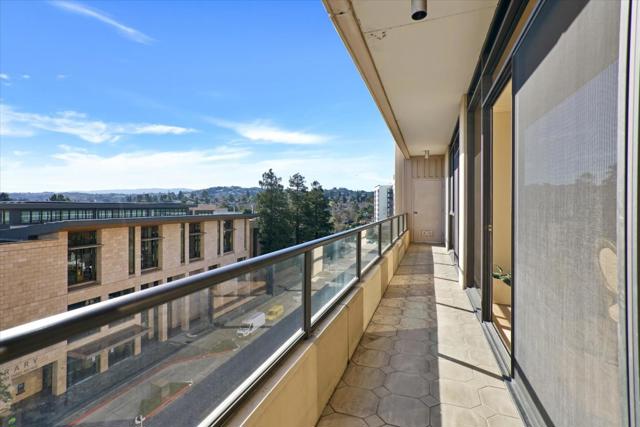 40 W 3rd Avenue, San Mateo CA: https://media.crmls.org/mediaz/9d9b7f34-a161-4b31-b34f-ab68e1e26b88.jpg