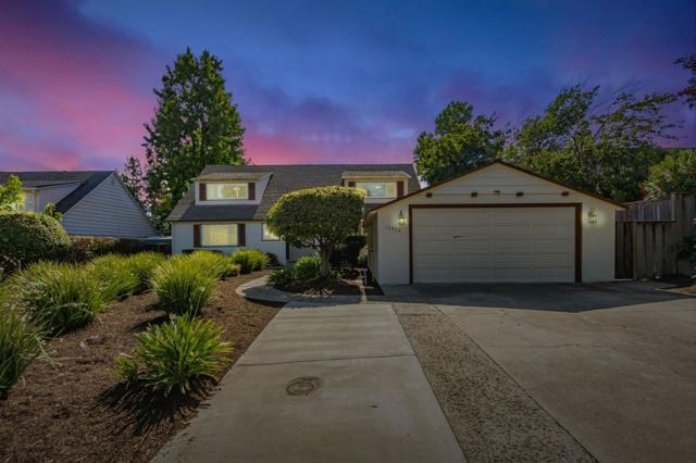 10458 Lockwood Drive, Cupertino CA: https://media.crmls.org/mediaz/9d9c3fbc-0e6d-476e-843d-34de34f05330.jpg