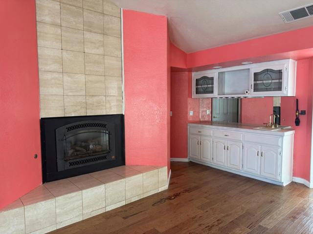 1703 Monte Grosso Drive, Merced CA: https://media.crmls.org/mediaz/9d9c54ea-e6b1-4e85-a206-96b2e1af6014.jpg