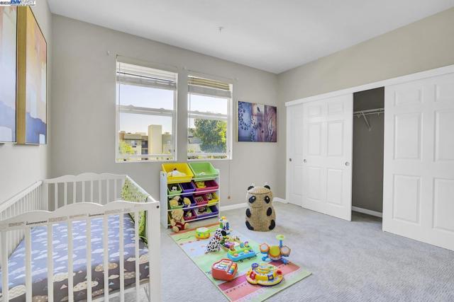 40702 Greystone Ter, Fremont CA: https://media.crmls.org/mediaz/9d9c6b38-c592-4134-aa53-f250caef1ea1.jpg