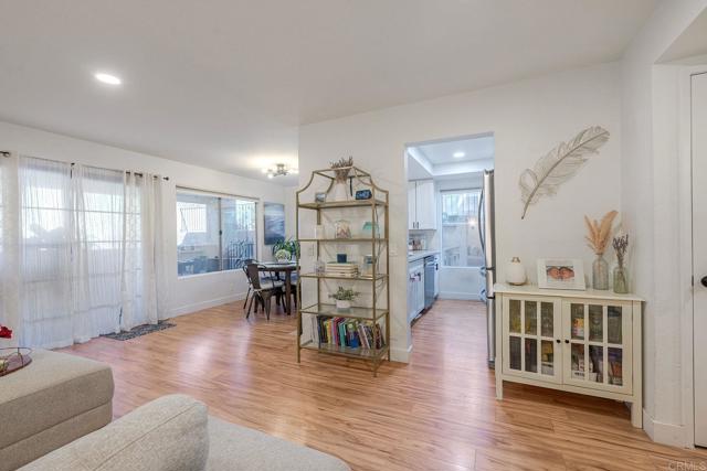 Detail Gallery Image 5 of 30 For 1056 Grape St, San Marcos,  CA 92069 - 2 Beds | 2 Baths