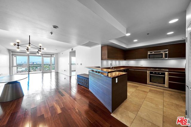 Details for 3785 Wilshire Boulevard 2107, Los Angeles, CA 90010